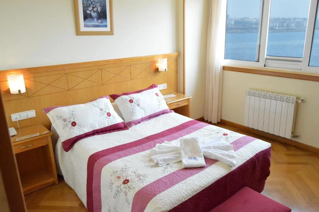 Habitación Doble con vistas al mar — Hotel Cristal 2