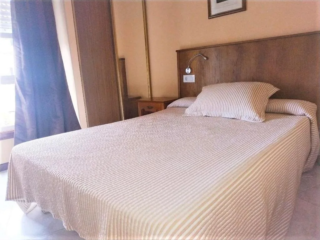 スモールダブルルーム — Hotel Cristaleiro