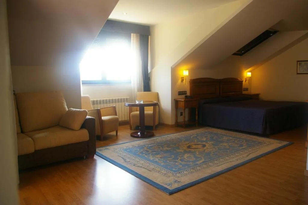 Habitación Doble Superior - 1 o 2 camas — Hotel Cristina
