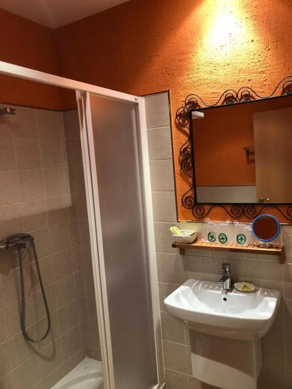 Camera tripla — Hotel CTR San Baudelio