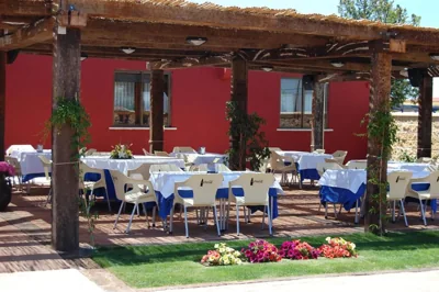 Hotel Cuatro Calzadas — foto 12