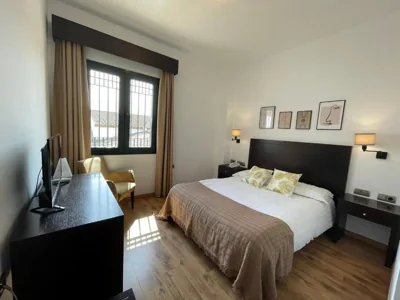 Hotel Cuatro Vientos — photo 11