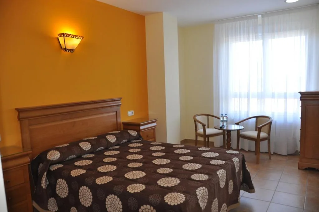 Doppelzimmer — Hotel de Alba