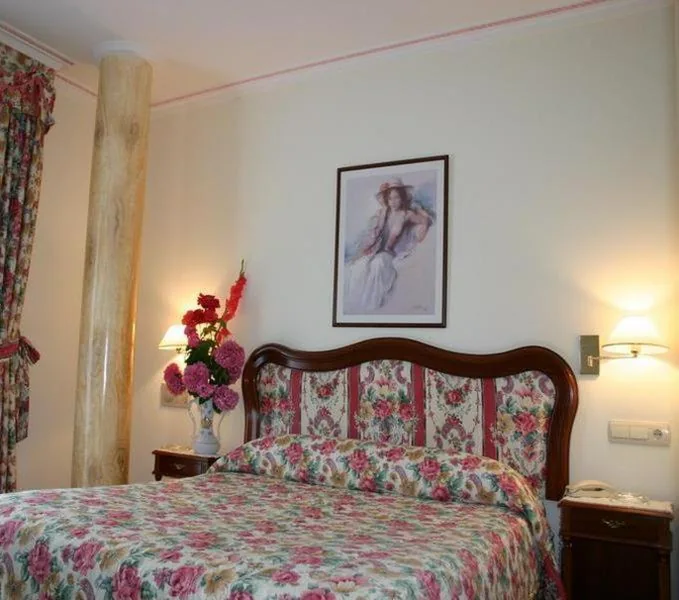 Double Room - 1 or 2 Beds — Hotel De Borleña