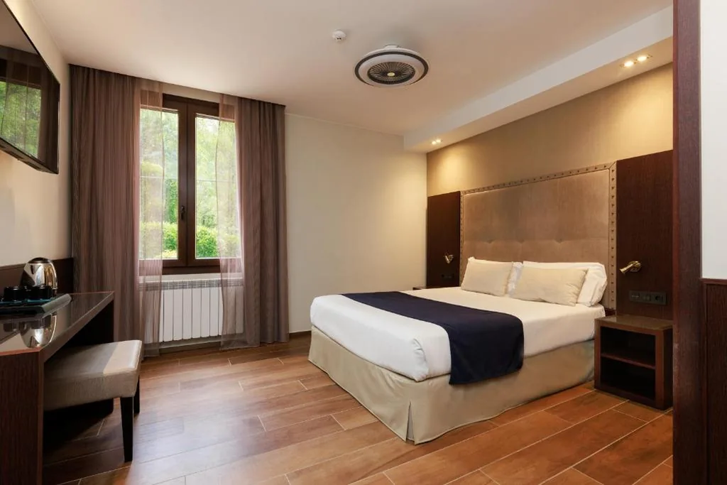 Habitación Doble - 1 o 2 camas — Hotel de La Trucha