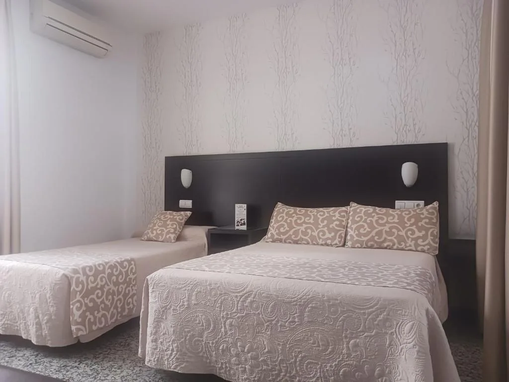 Dreibettzimmer — Hotel de Los Faroles