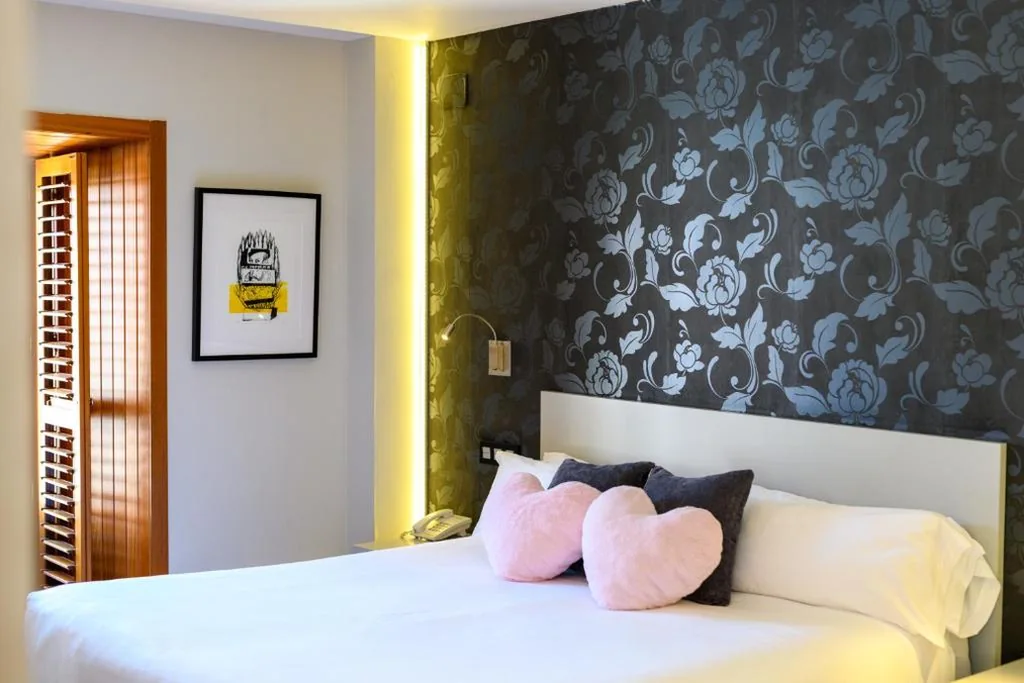 Superior-Zimmer mit Whirlpool-Badewanne — Hotel De Martin