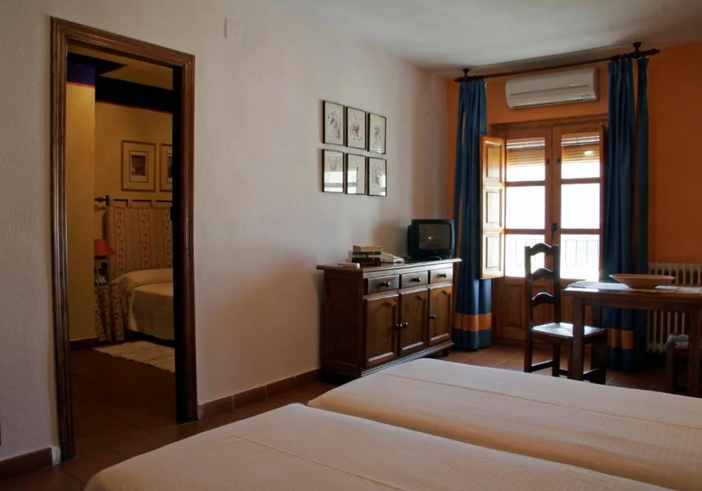 Quarto Familiar — Hotel De Mecina Fondales