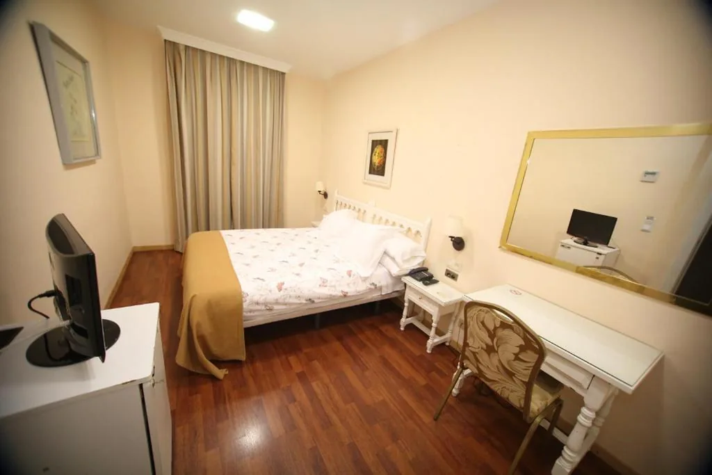 Single Room — Hotel del Carme