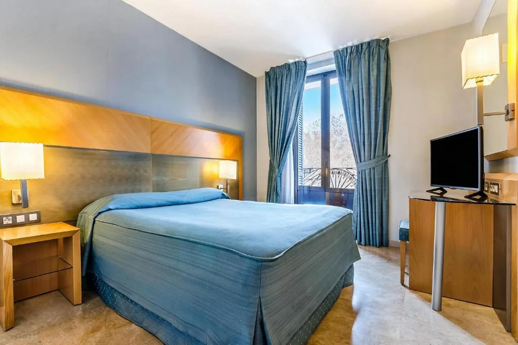 Habitación Doble con balcón - 1 o 2 camas — Hotel del Mar