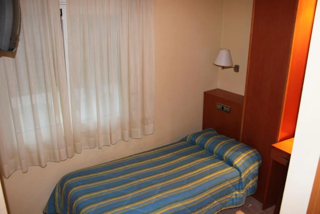 Eenpersoonskamer — Hotel del Port