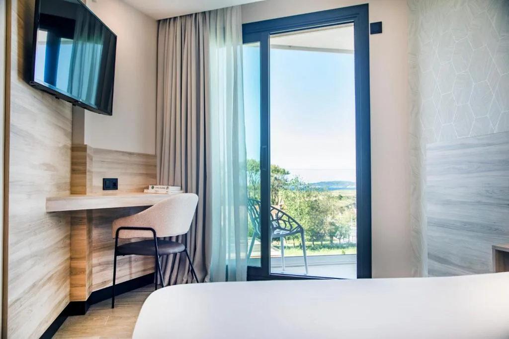 标准双人间（带阳台）- 1张或2张床 — Hotel Delfin Azul