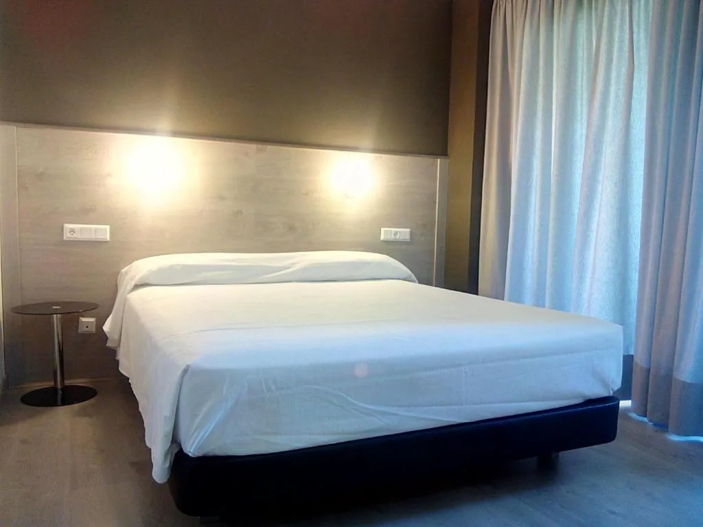 Superior tweepersoonskamer met balkon — Hotel Delicias