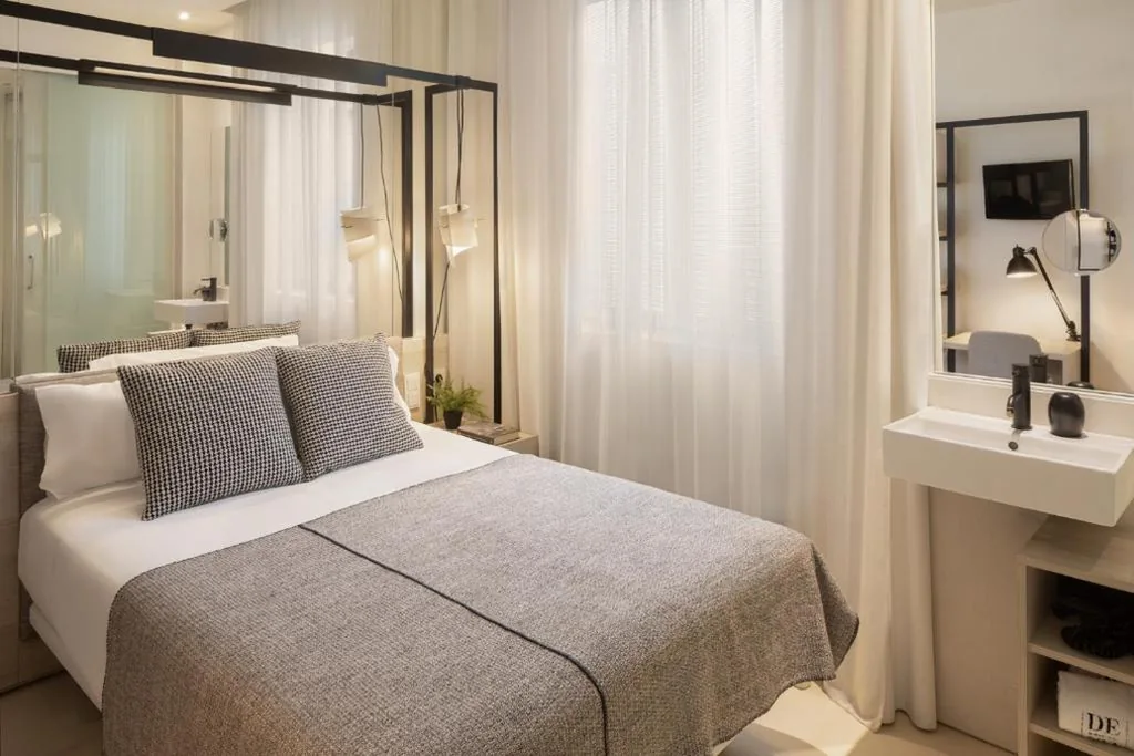 Kleines Doppelzimmer — Hotel Denit Barcelona