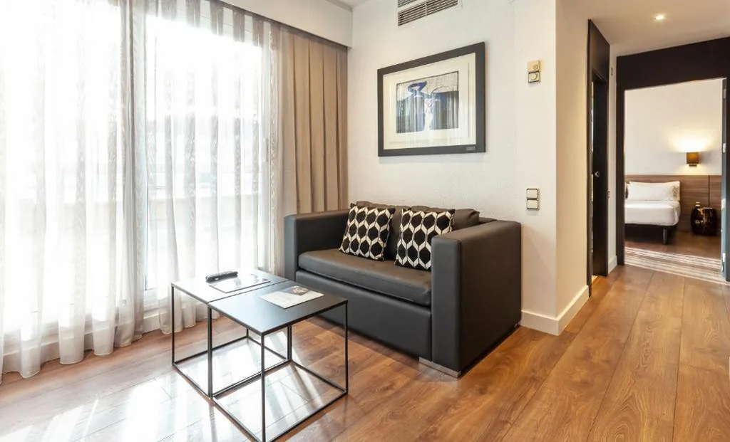 Suite Junior — Hotel Derby