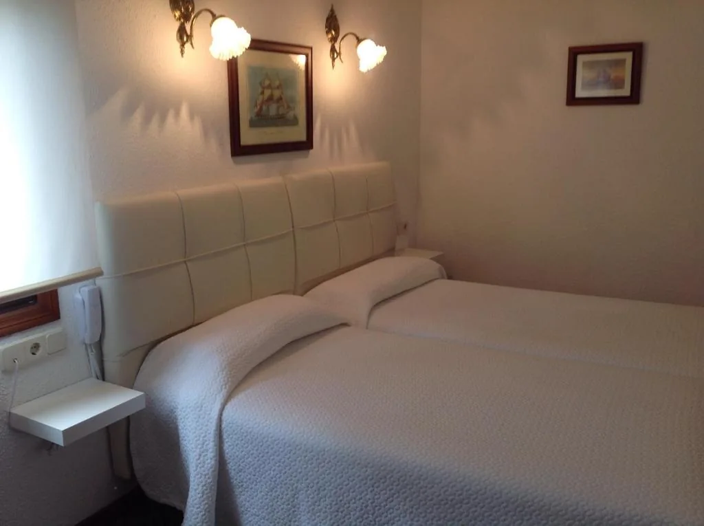 Doppelzimmer – 1 oder 2 Betten — Hotel Derli Sella