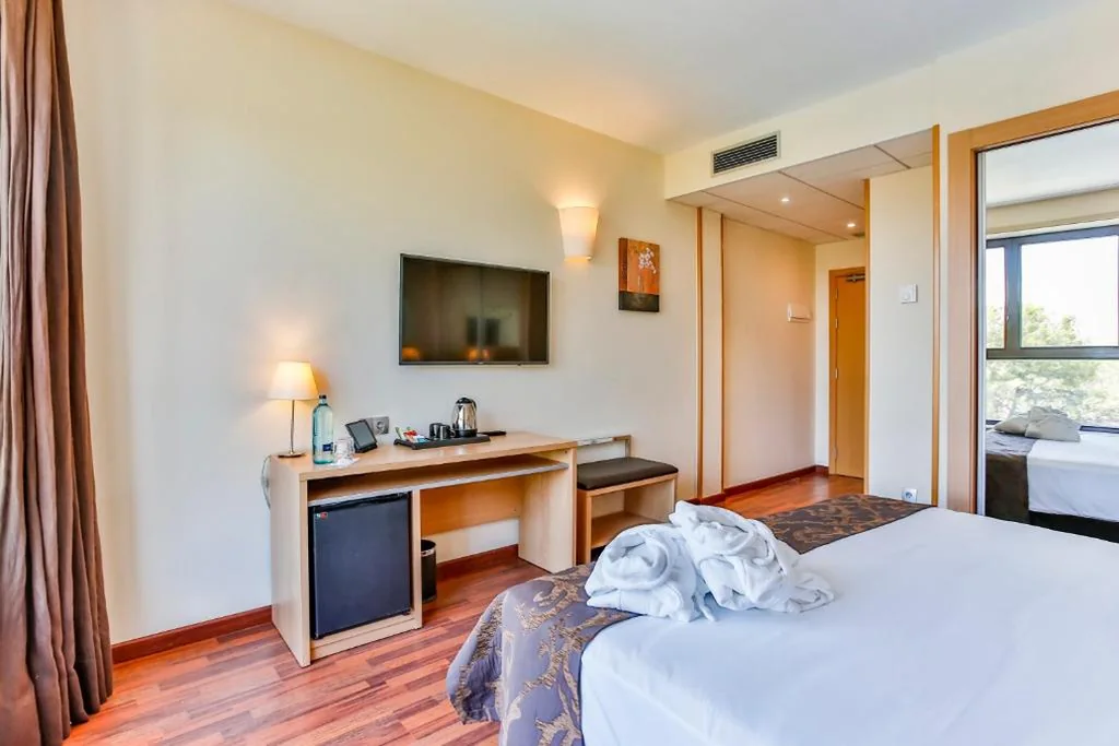 Camera Doppia Superior — Hotel Desitges