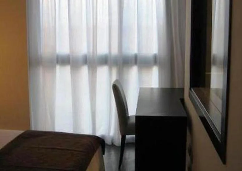 Chambre triple (2 adultes + 1 enfant) — Hotel Diego's