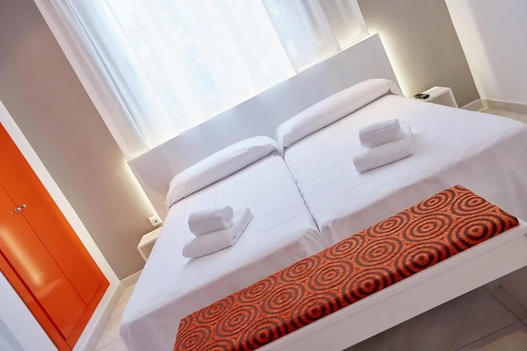 庭園の眺望付きダブルルーム（シングルベッド2台またはダブルベッド1台） — Hotel DL Port