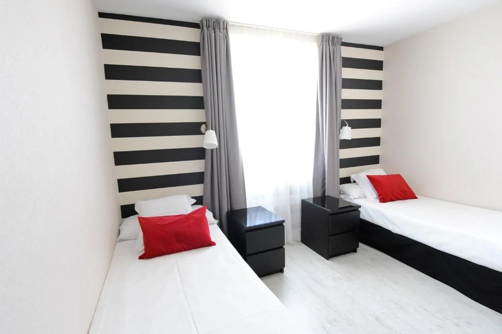 Doppelzimmer mit 2 Betten — Hotel Domus