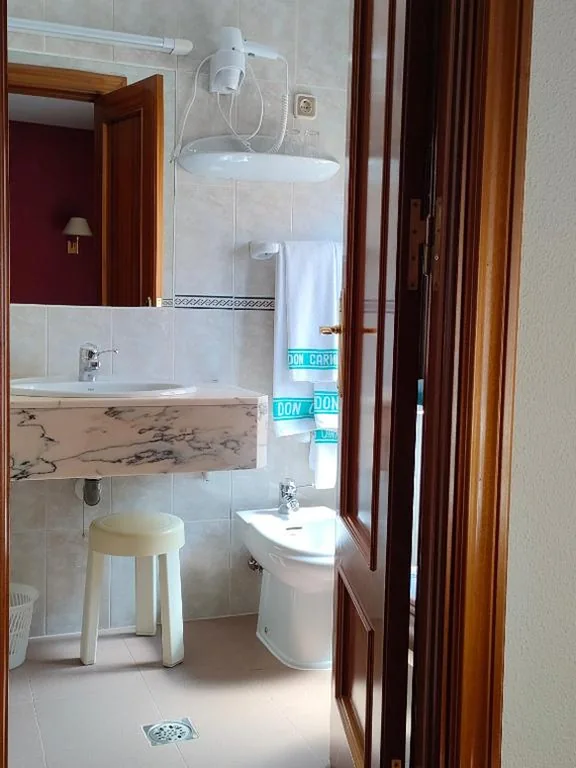 Günstiges Doppelzimmer — Hotel Don Carmelo