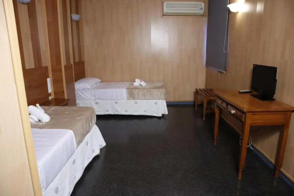 Habitación Doble - 2 camas — Hotel Don Jose