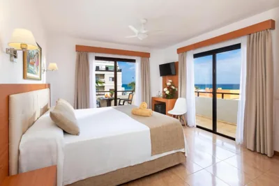 Hotel Don Manolito — Foto 11