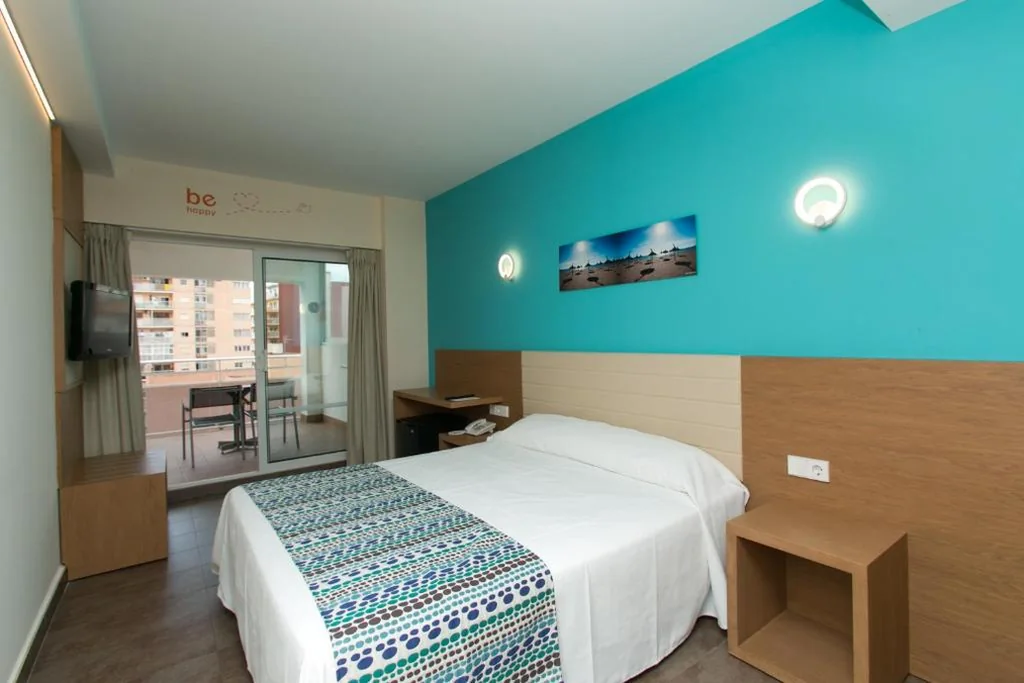 Habitación Doble con balcón - 1 o 2 camas — Hotel Don Pepe - Adults Only