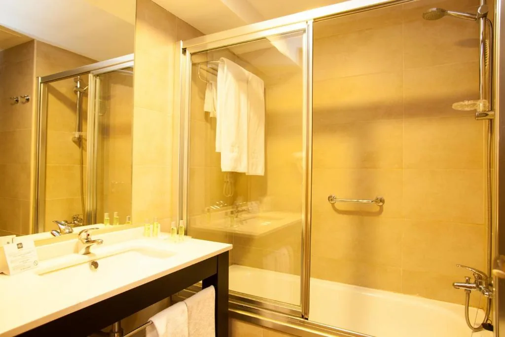 Habitación Doble Confort — Hotel Don Pepe - Adults Only