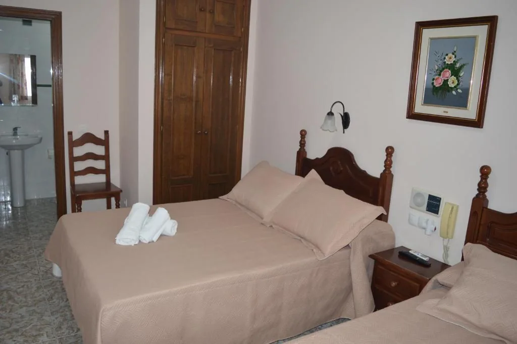 Camera Tripla — Hotel Doña Carmen