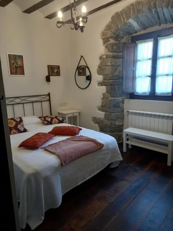 Habitación Doble Pequeña — Hotel Doña Lola
