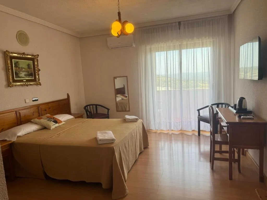 Habitación Doble Superior — Hotel Dracos