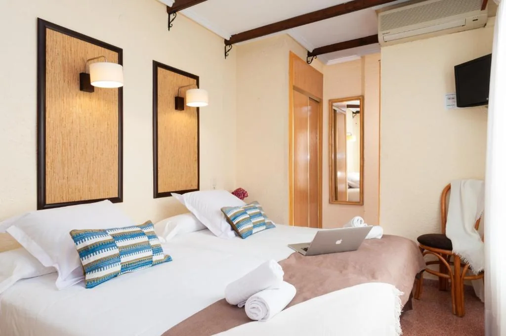 Habitación Individual — Hotel Eden Mar