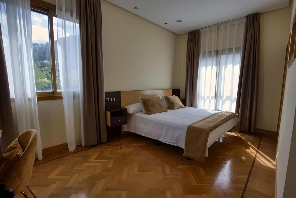 Double Room — Hotel Eibar