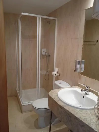 HOTEL El ALAMO MADRID — photo 3