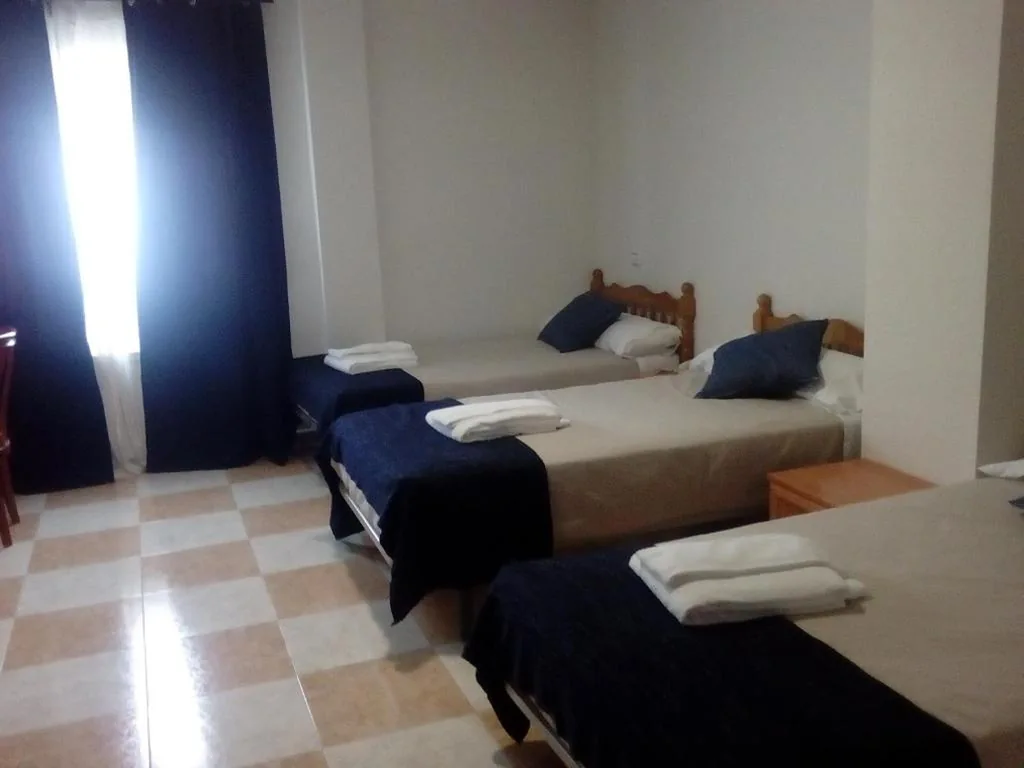 Habitación Triple — Hotel El Ancla