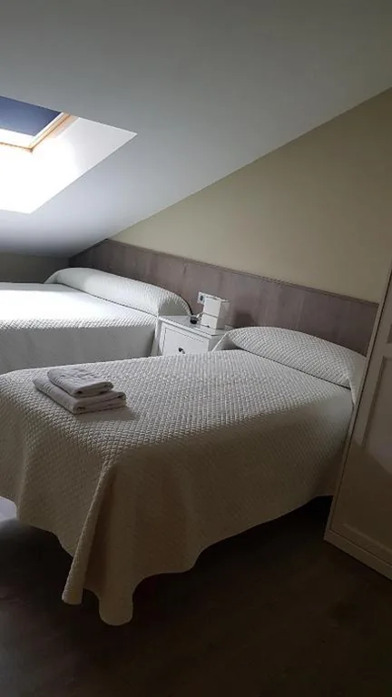 Habitación Doble Deluxe (2 adultos + 1 niño) — Hotel El Balcón