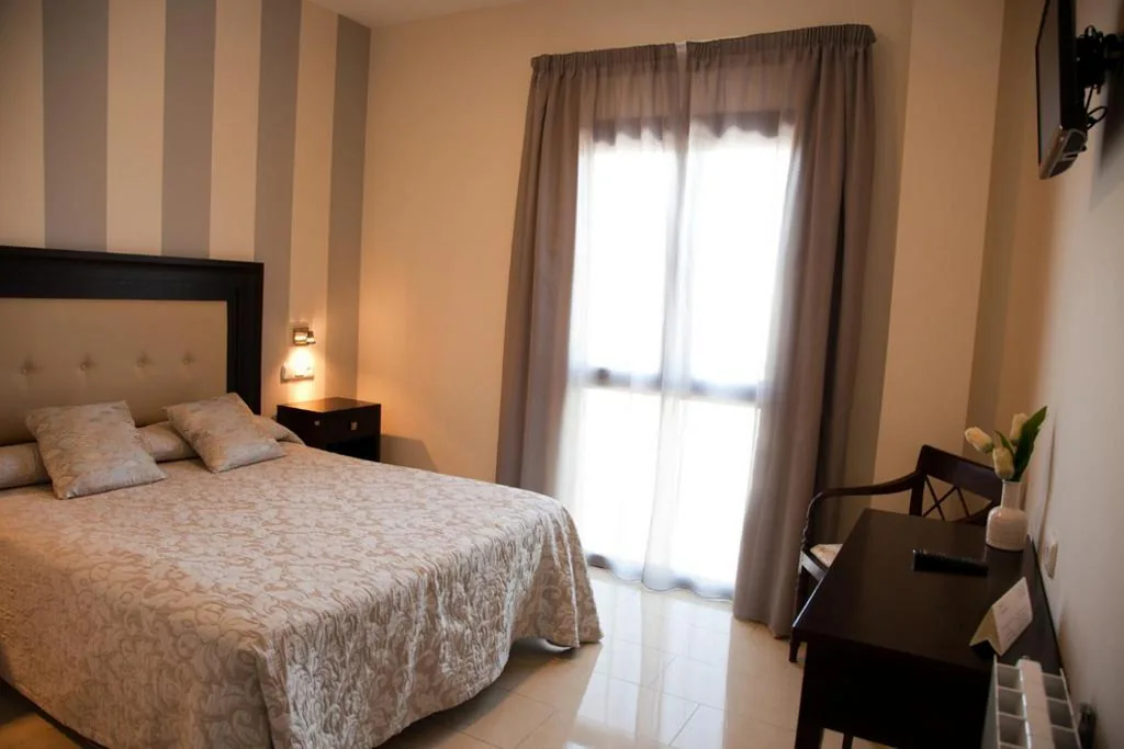 Chambre Double adaptée aux personnes à mobilité réduite — Hotel El Capricho