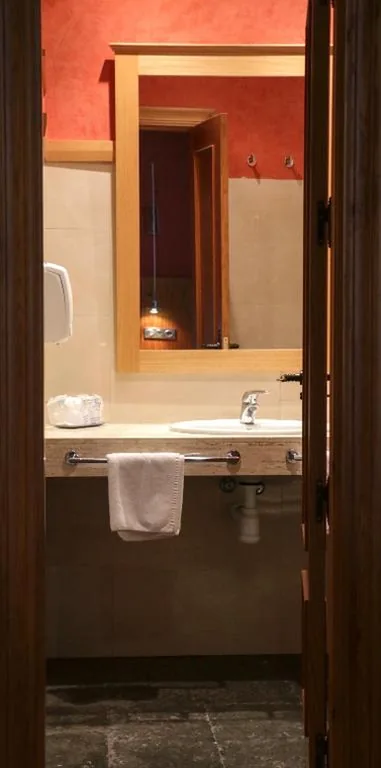 ダブルルーム・ロフト・ダブルベッド1台またはシングルベッド2台 — Hotel El Carmen