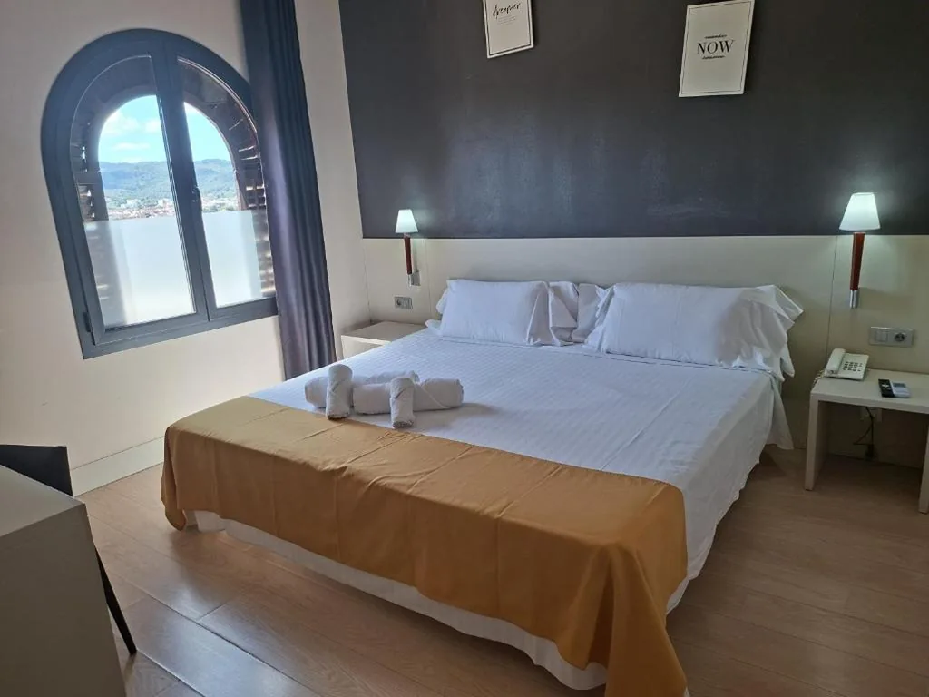 Suite Junior — Hotel El Castell
