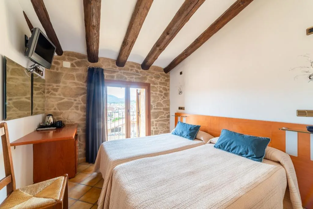 HOTEL EL CASTELL
