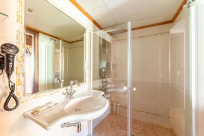 HOTEL EL CASTELL — Foto 8