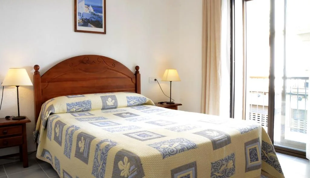 Chambre double Standard avec parking gratuit - 1 ou 2 lits — Hotel El Coloso
