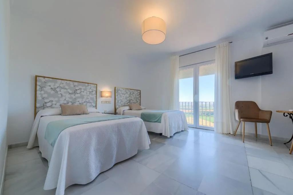 Habitación Doble con balcón - 1 o 2 camas — Hotel El Convento