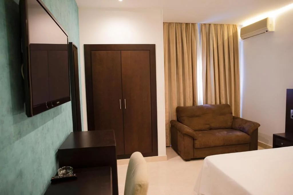 Doppelzimmer - 1 oder 2 Betten — Hotel El Mesón