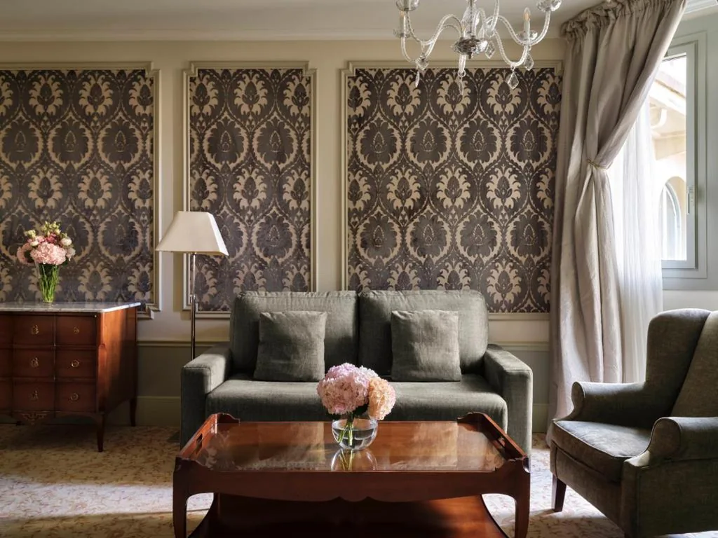 Suite Superior — Hotel El Palace Barcelona