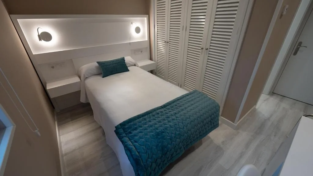 Habitación Individual Pequeña — Hotel El Parador