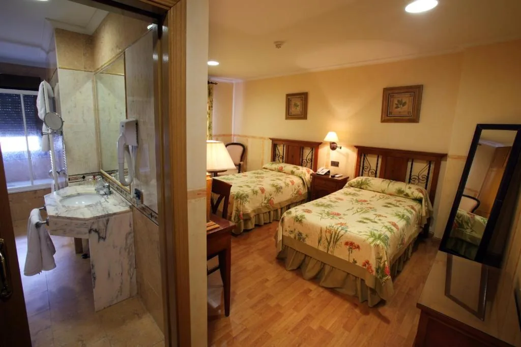 双人间 - 双床 — Hotel El Pentágono