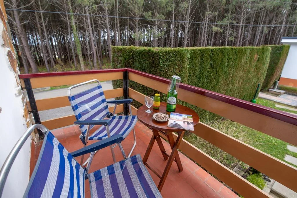 Habitación Doble con terraza — Hotel el Pinar