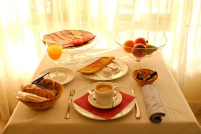 Hotel El Prado by Vivere Stays — foto 12